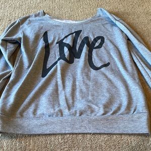 👚 $5 👚 Love Sweatshirt